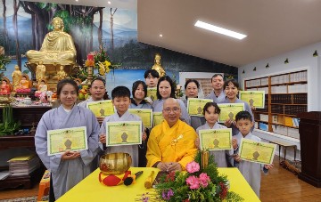 hình ảnh vía Bồ Tát Quán Thế Âm